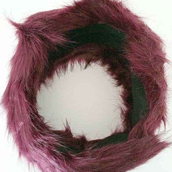 Burgundy faux fur headband - Picture 3 of 3